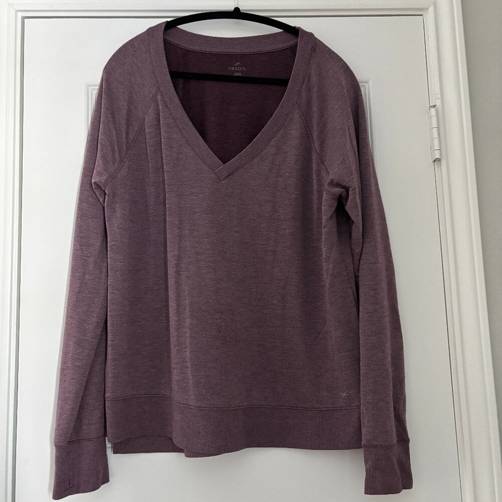 🌷 FREELY women's lightweight V-neck sweatshirt 🌷